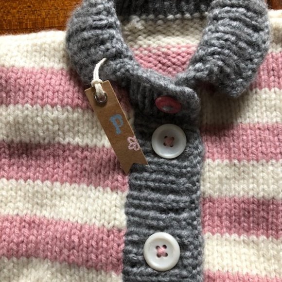 Hand Knit Little Jail Birdie Onesie -brand new - Picture 2 of 5